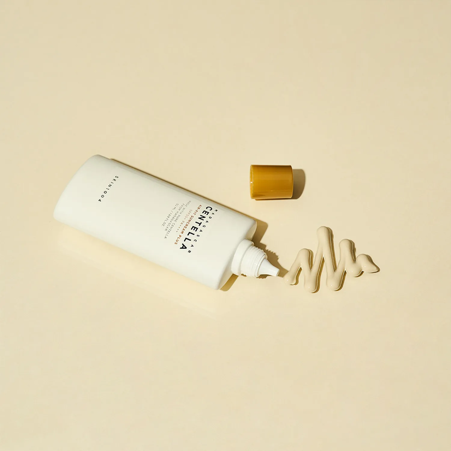 SKIN1004 Madagascar Centella Air-Fit Suncream Plus SPF50 (alt)