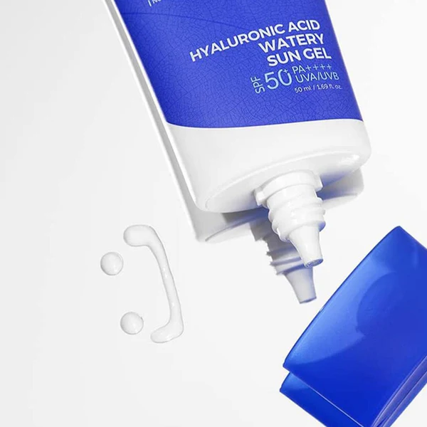 Isntree Hyaluronic Acid Watery Sun Gel SPF50 (alt)